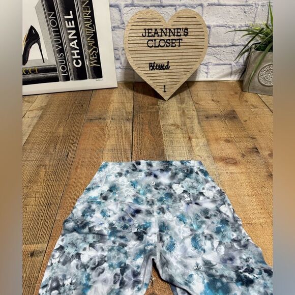 Lululemon Unlimit High-Rise Tight 25" Kaleidofloral Multi Leggings size 6 - Picture 10 of 12